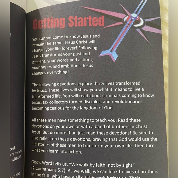 Living by Faith 30 Prayer Devotion Prayer Journal for men - Picture 3 of 6